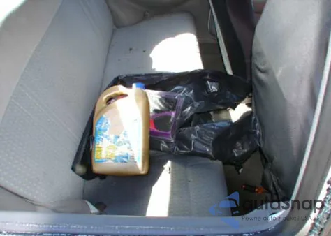 1992 Geo Metro from USA, damaged, VIN 2C1MR2460N6797721